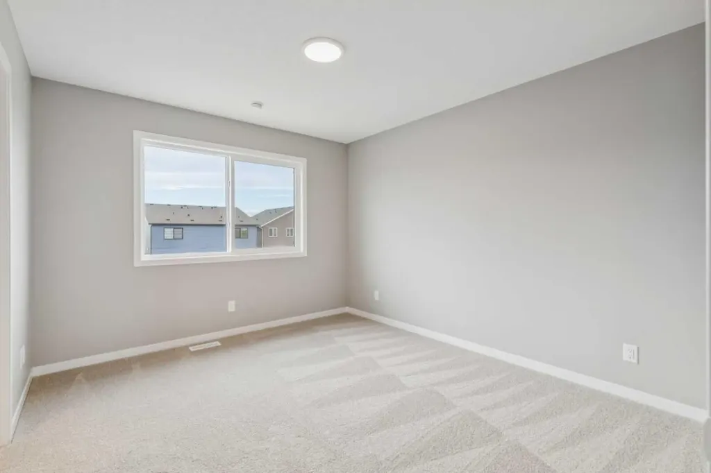 75 Hotchkiss Way SE Calgary AB T3S 0V2