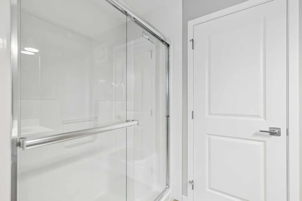 75 Hotchkiss Way SE Calgary AB T3S 0V2