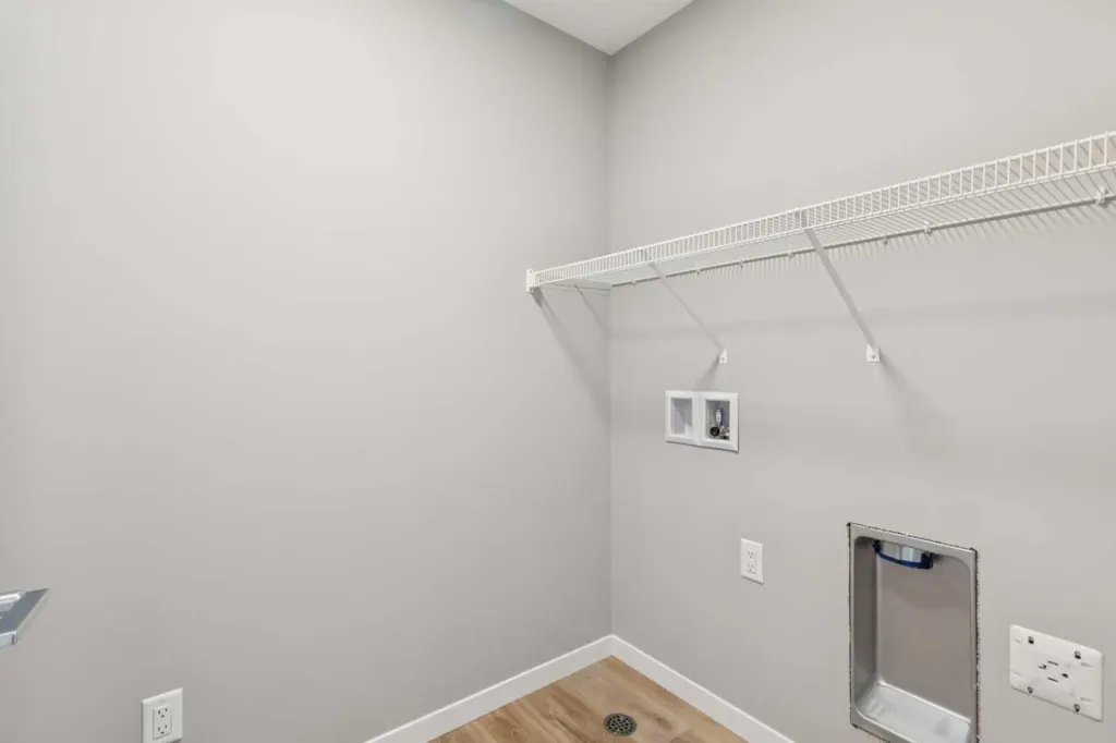 75 Hotchkiss Way SE Calgary AB T3S 0V2