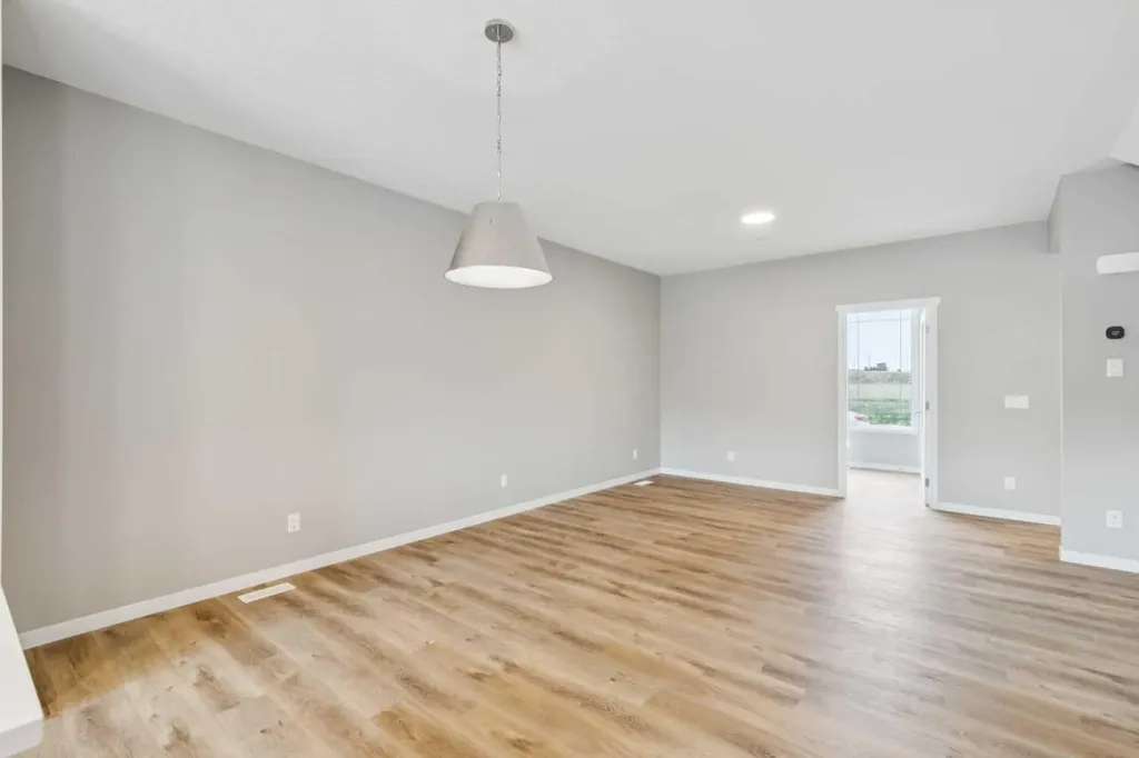 75 Hotchkiss Way SE Calgary AB T3S 0V2