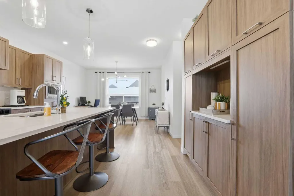 224 South Point Greenway SW Airdrie AB T4B5J3