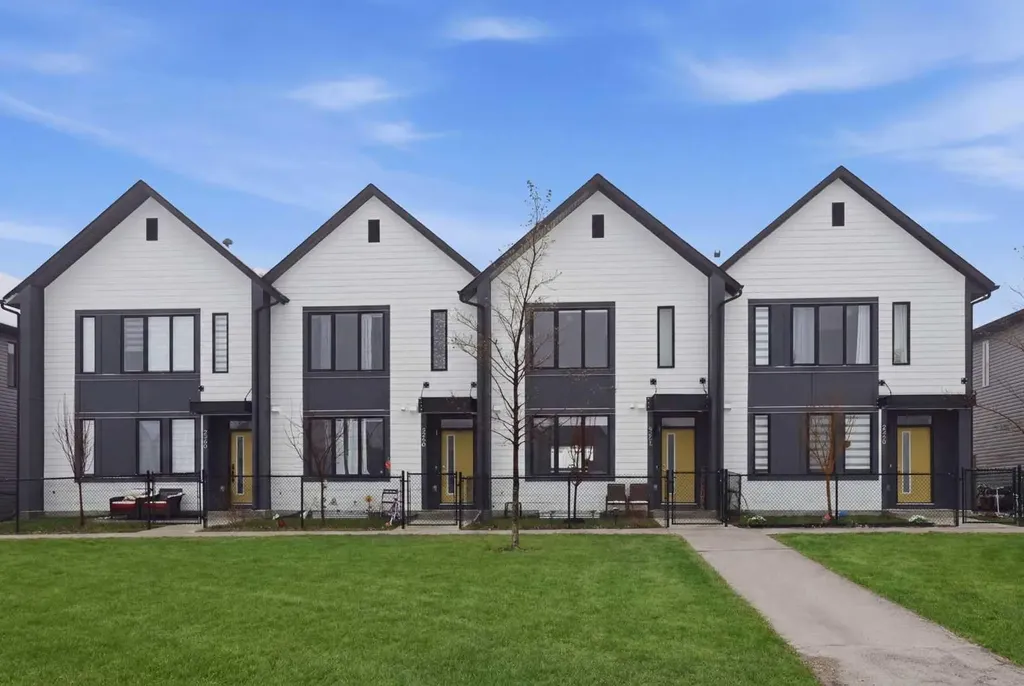 224 South Point Greenway SW Airdrie AB T4B5J3