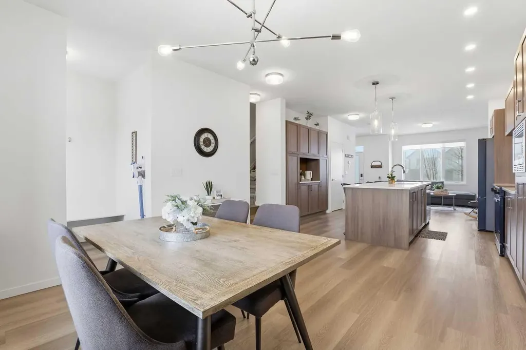 224 South Point Greenway SW Airdrie AB T4B5J3