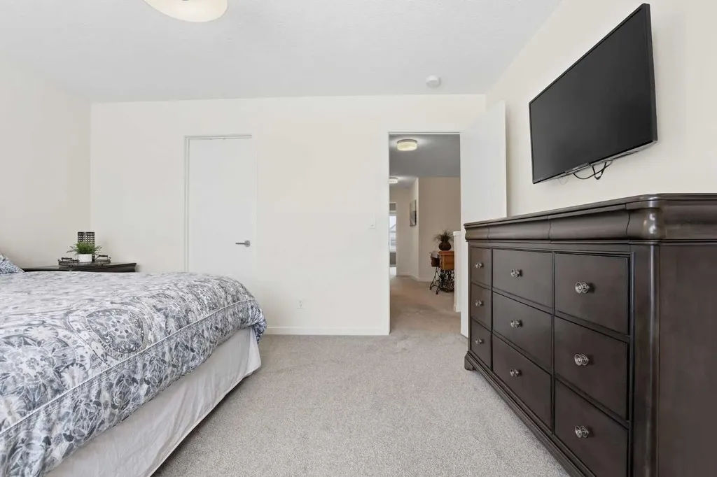 224 South Point Greenway SW Airdrie AB T4B5J3