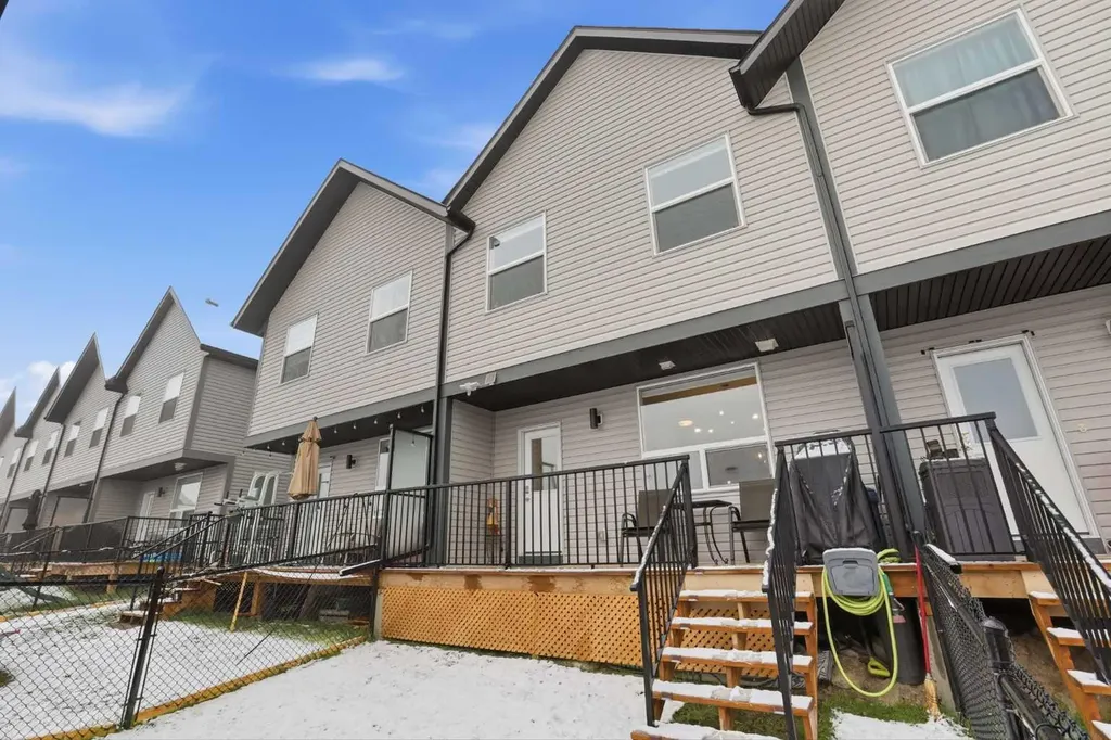 224 South Point Greenway SW Airdrie AB T4B5J3