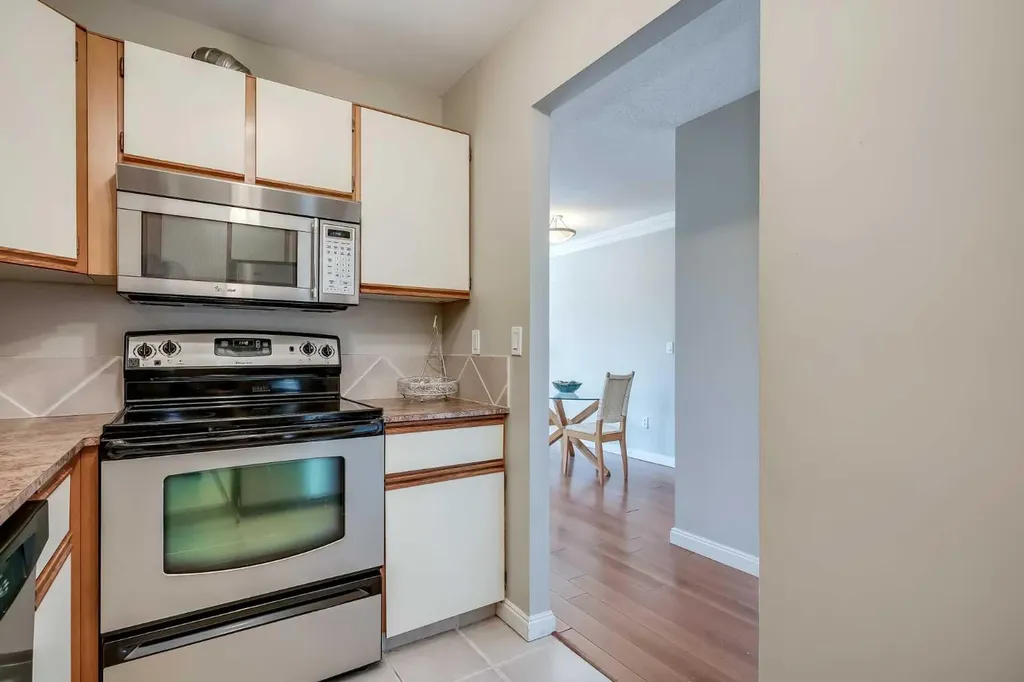 333 Garry Crescent NE Calgary AB T2K 5X1