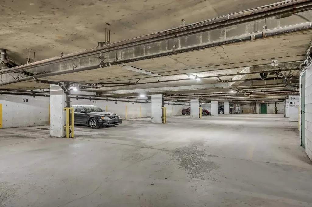 333 Garry Crescent NE Calgary AB T2K 5X1