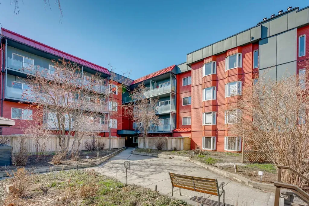 333 Garry Crescent NE Calgary AB T2K 5X1