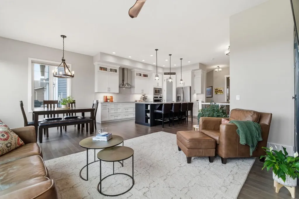 51 Mist Mountain Rise Okotoks AB T1S 5R4