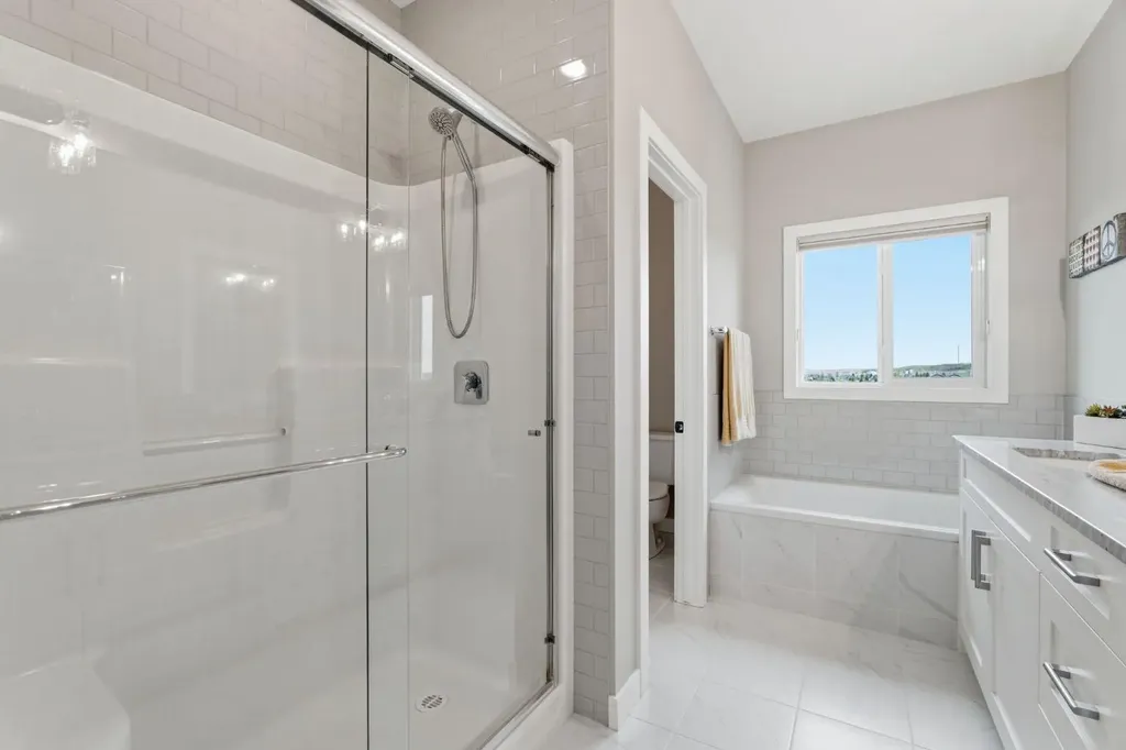 51 Mist Mountain Rise Okotoks AB T1S 5R4