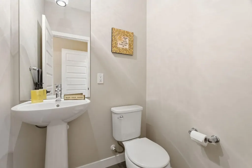 51 Mist Mountain Rise Okotoks AB T1S 5R4