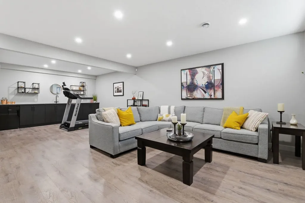 51 Mist Mountain Rise Okotoks AB T1S 5R4