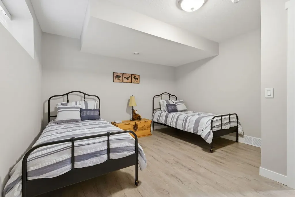 51 Mist Mountain Rise Okotoks AB T1S 5R4