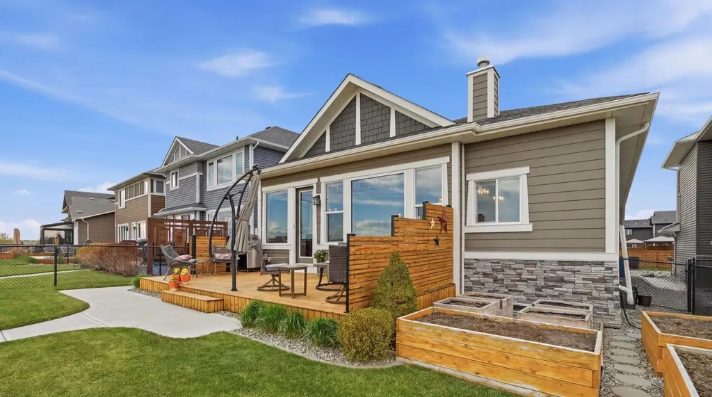 51 Mist Mountain Rise Okotoks AB T1S 5R4