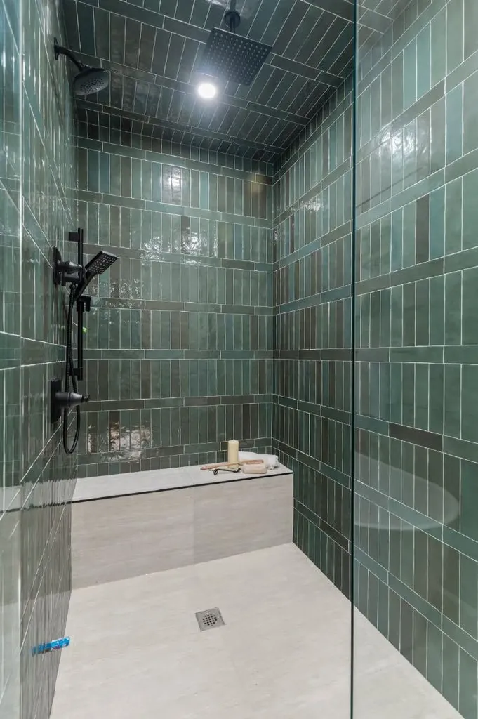 510 29 Avenue NW Calgary AB T2M 2M5