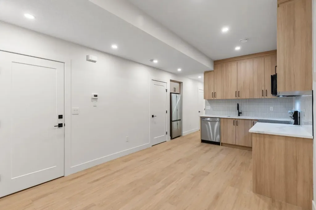 510 29 Avenue NW Calgary AB T2M 2M5