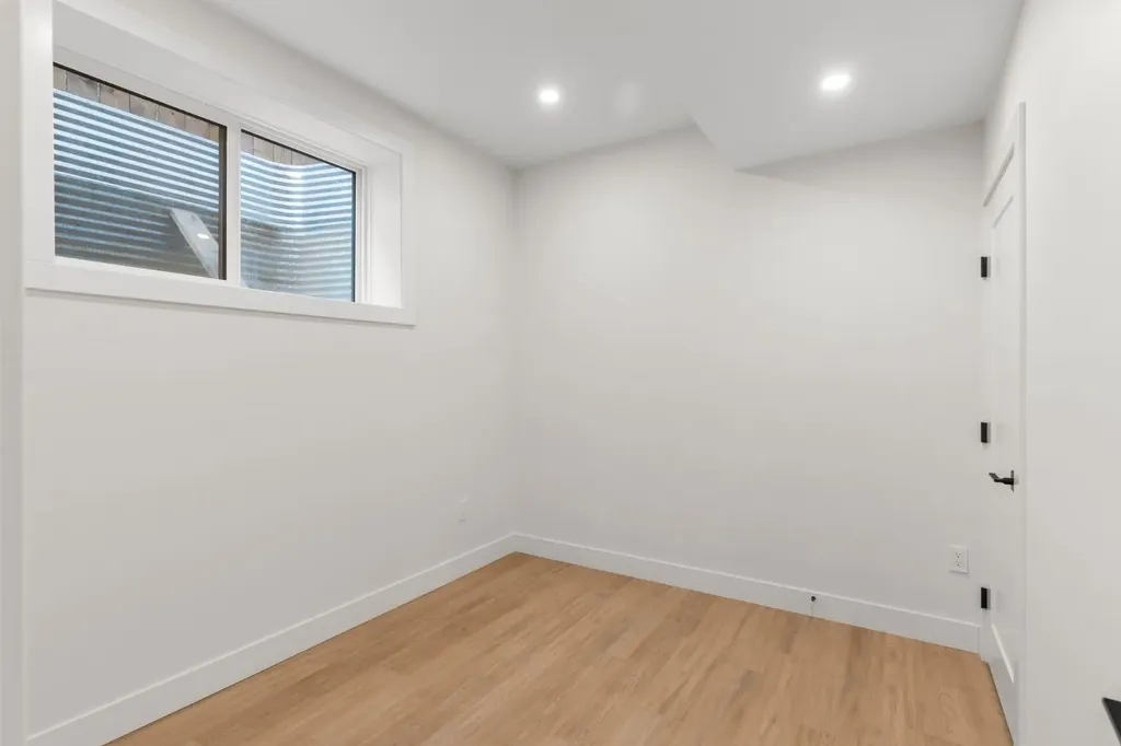 510 29 Avenue NW Calgary AB T2M 2M5
