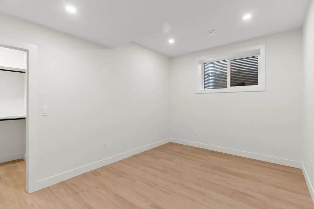 510 29 Avenue NW Calgary AB T2M 2M5