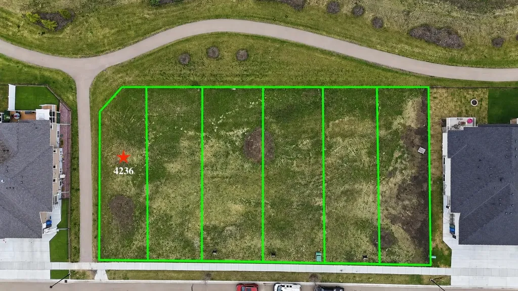 4236 63 Avenue Innisfail AB T4G 0P1