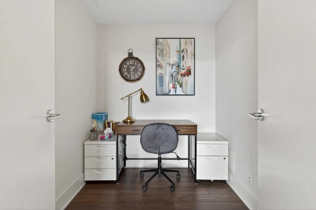 46 9 Street NE Calgary AB T2E 7Y1