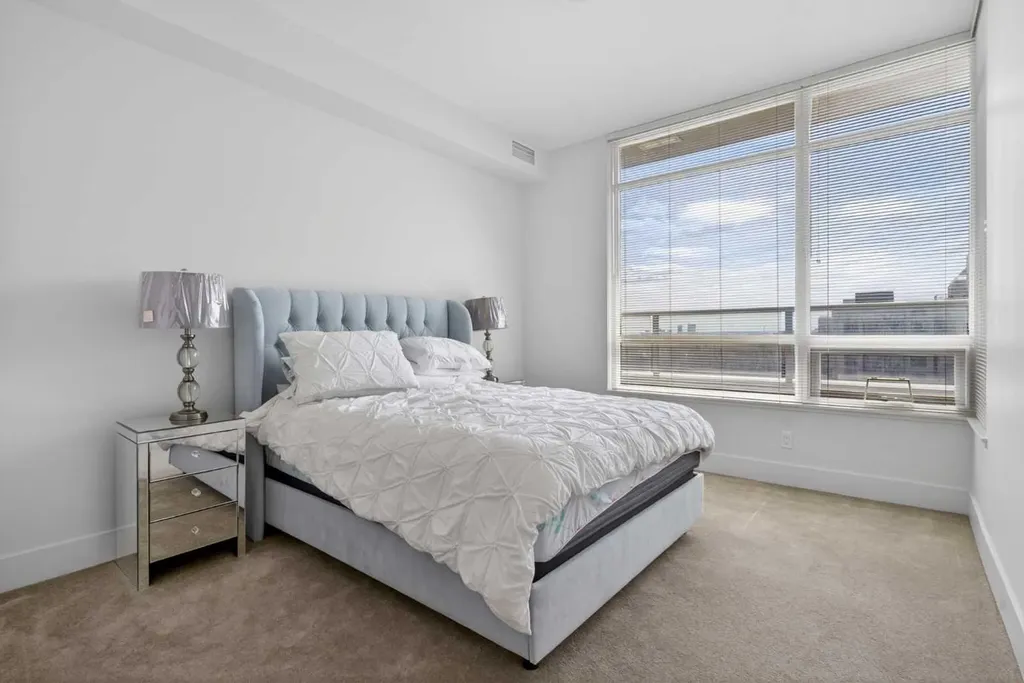 46 9 Street NE Calgary AB T2E 7Y1