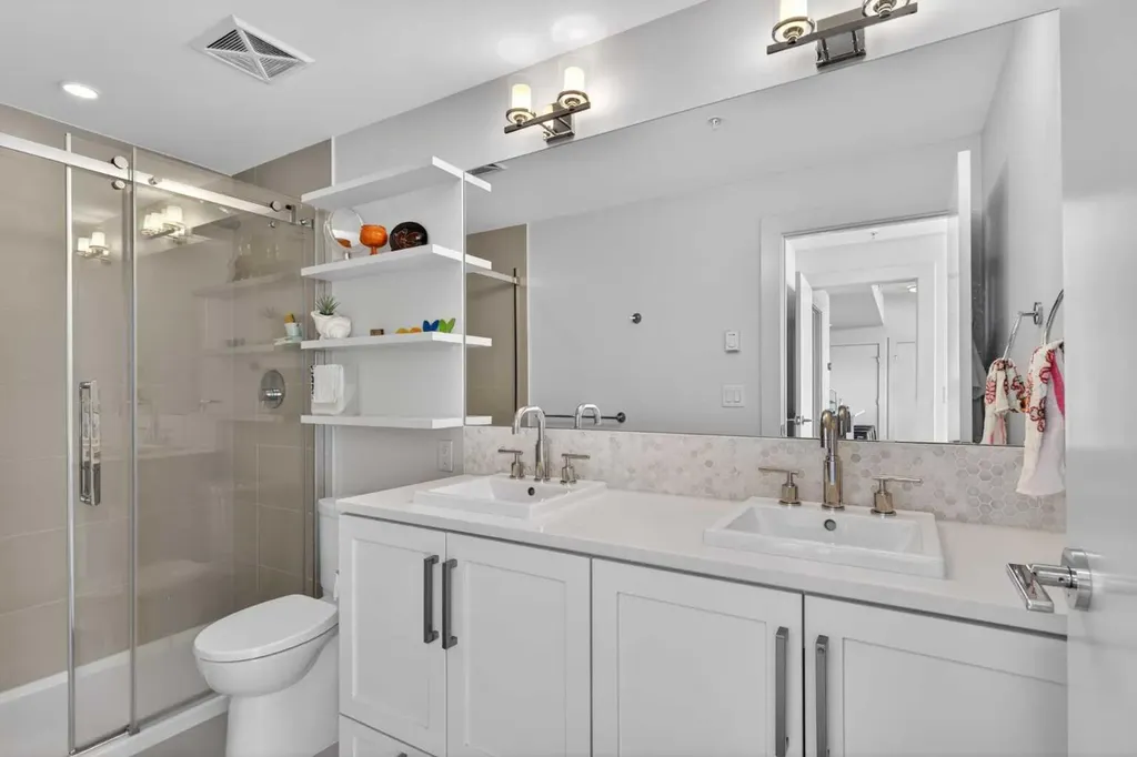 46 9 Street NE Calgary AB T2E 7Y1