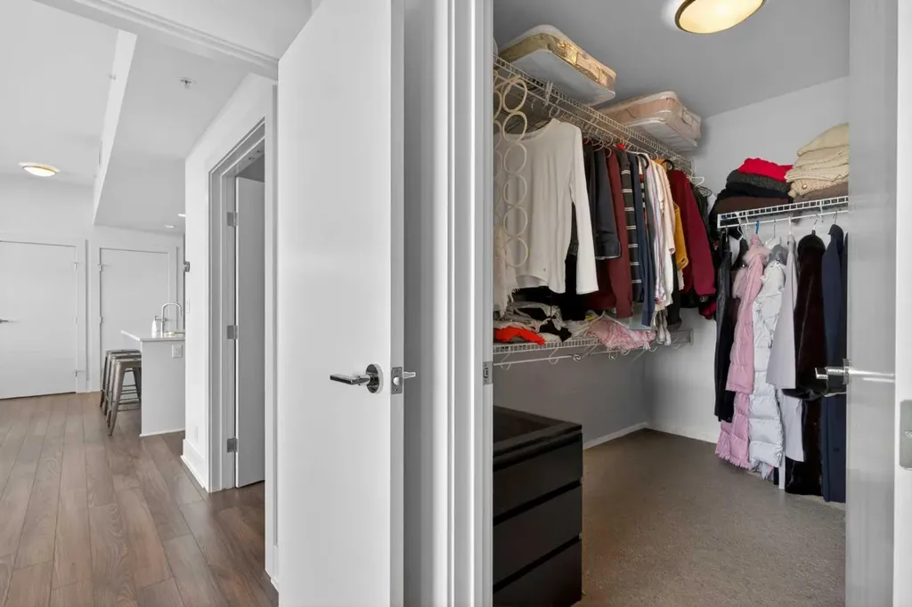 46 9 Street NE Calgary AB T2E 7Y1