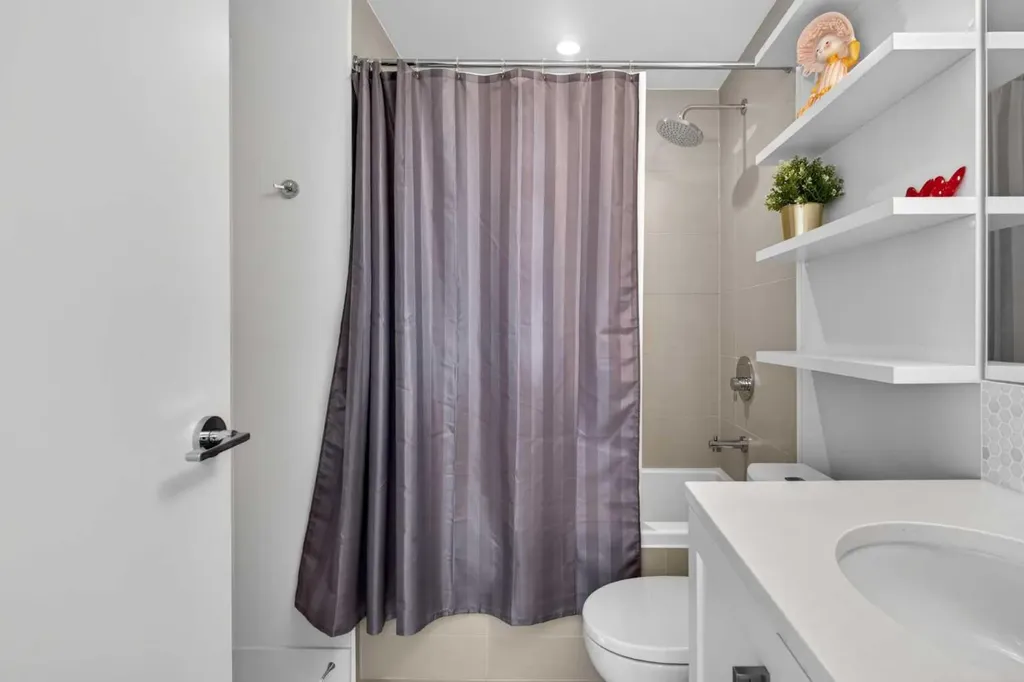 46 9 Street NE Calgary AB T2E 7Y1