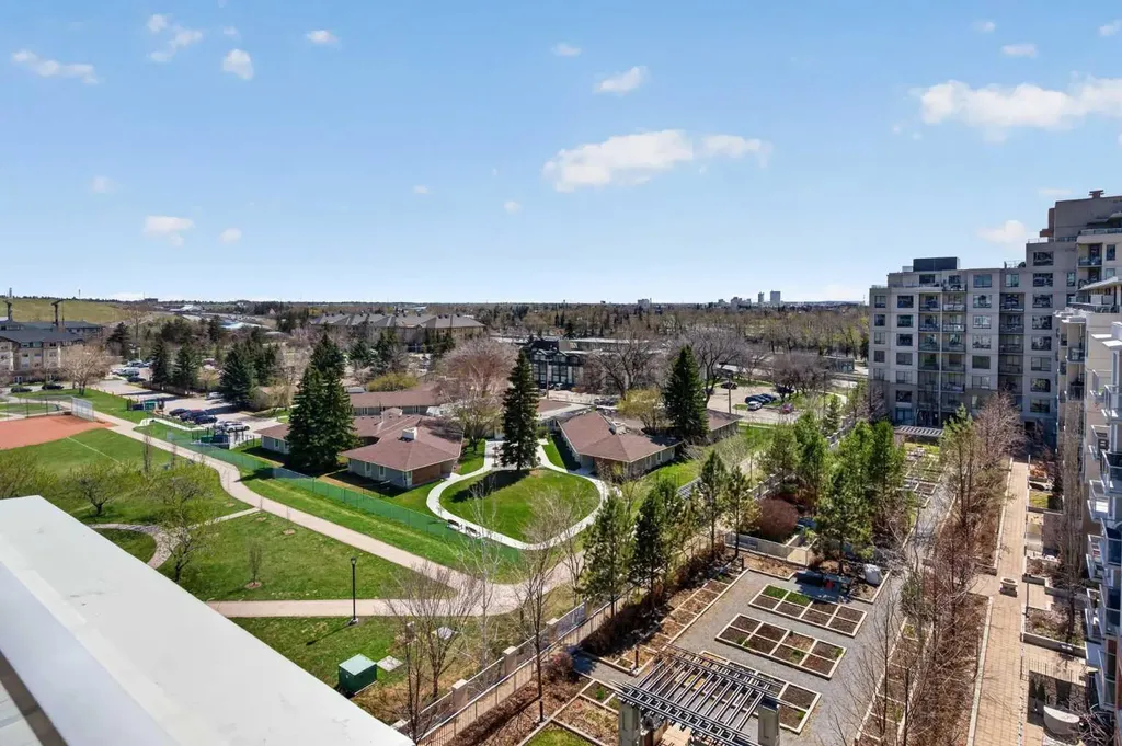 46 9 Street NE Calgary AB T2E 7Y1