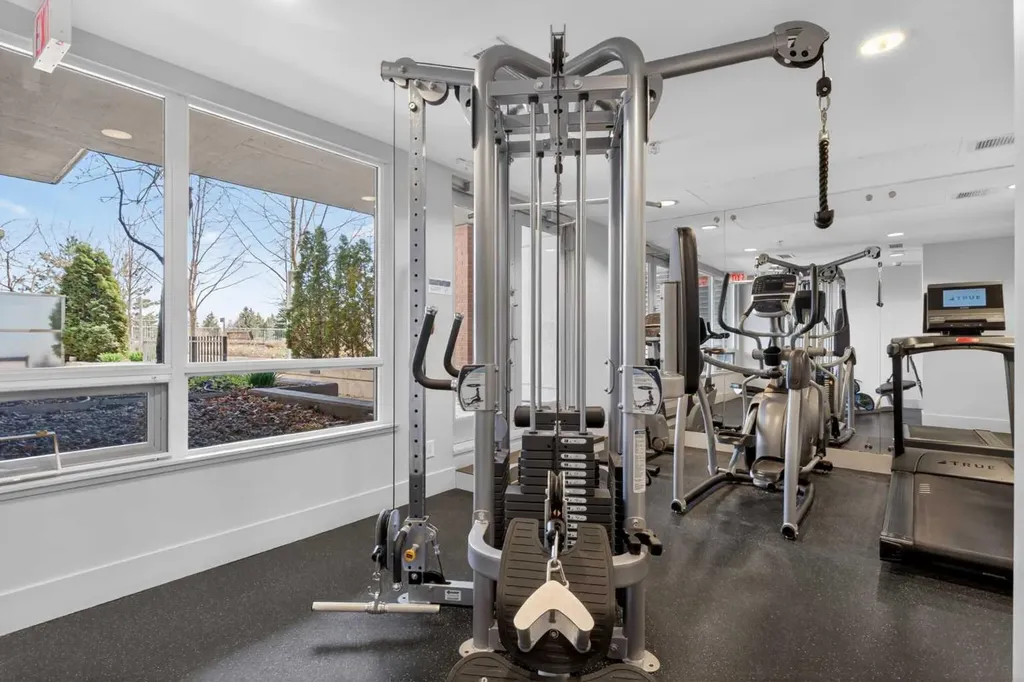 46 9 Street NE Calgary AB T2E 7Y1