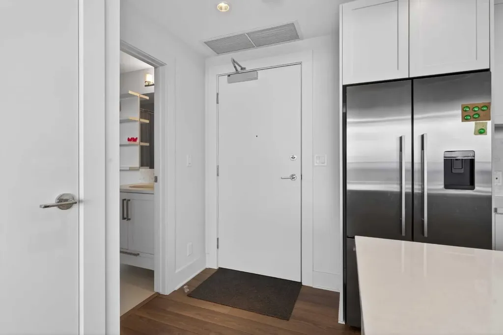 46 9 Street NE Calgary AB T2E 7Y1