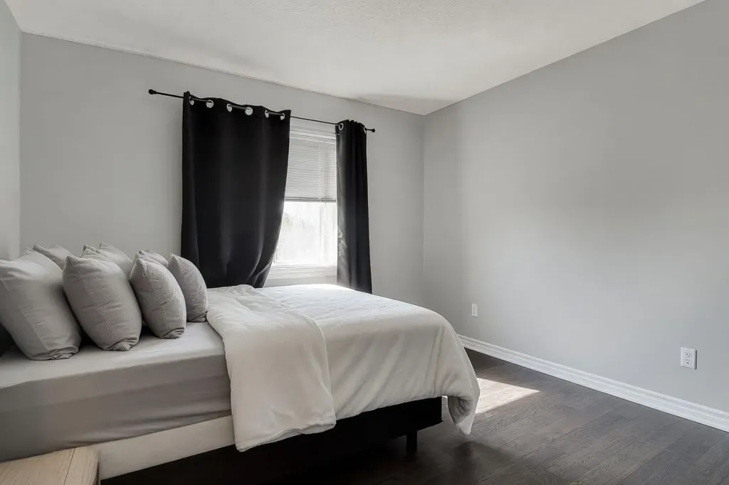 11113 66a Avenue Grande Prairie AB T8W 0B1