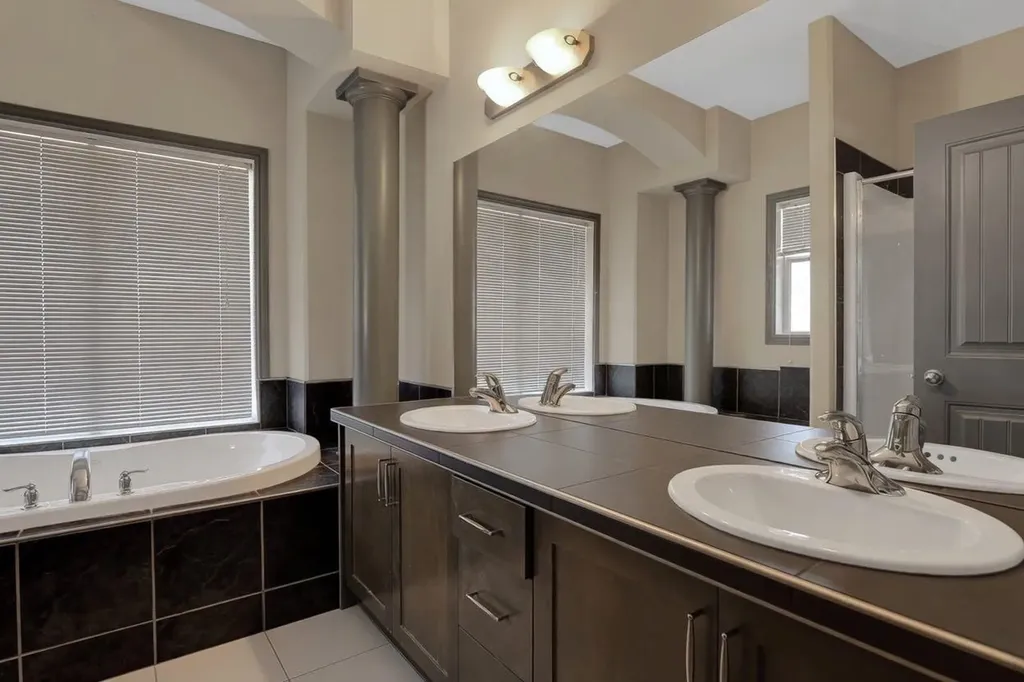 11113 66a Avenue Grande Prairie AB T8W 0B1