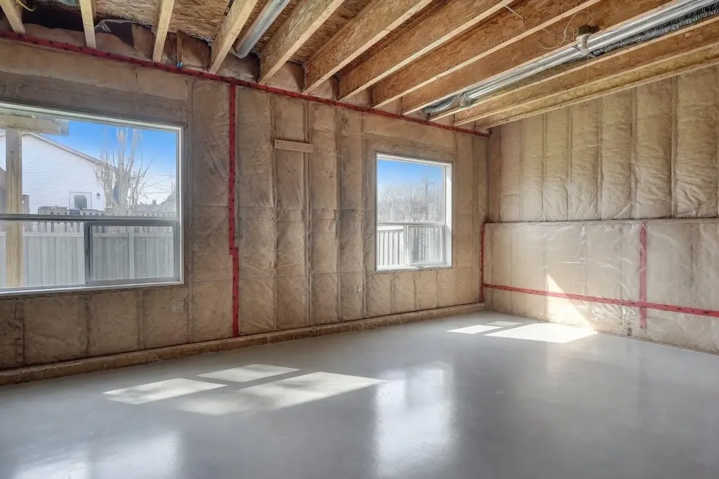 11113 66a Avenue Grande Prairie AB T8W 0B1