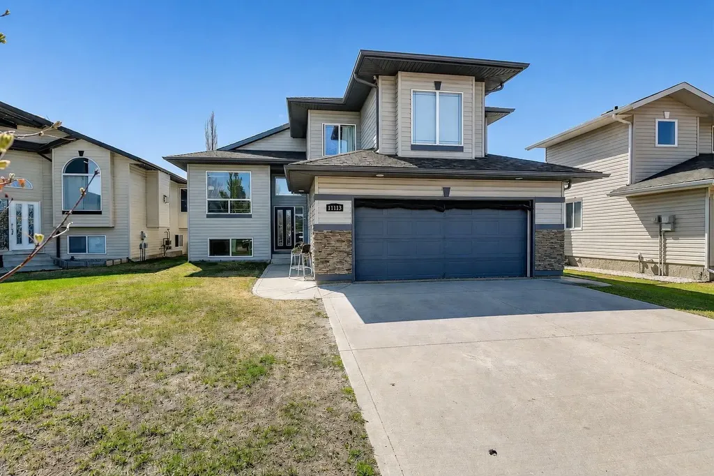 11113 66a Avenue Grande Prairie AB T8W 0B1