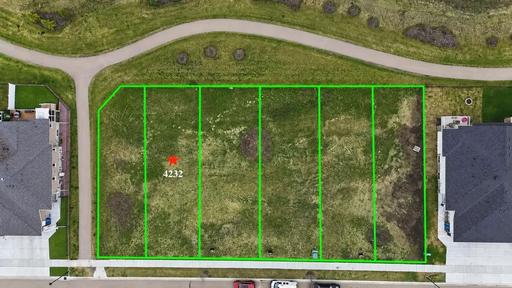 4232 63 Avenue Innisfail AB T4G 0P1