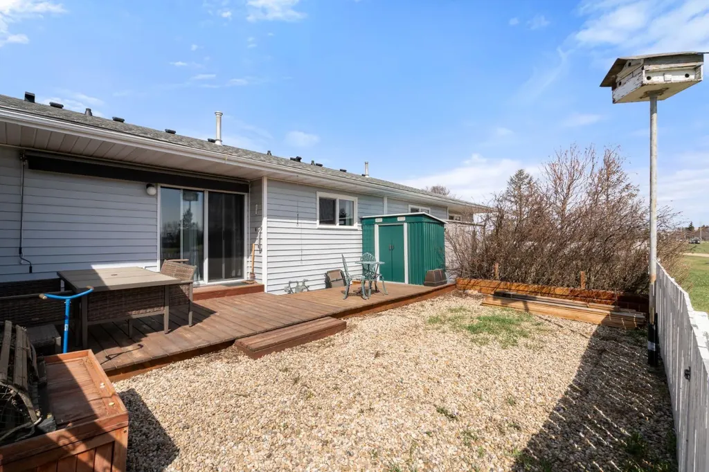 3936 56a Street Close Camrose AB T4V4L1