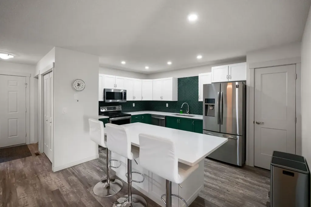 3936 56a Street Close Camrose AB T4V4L1