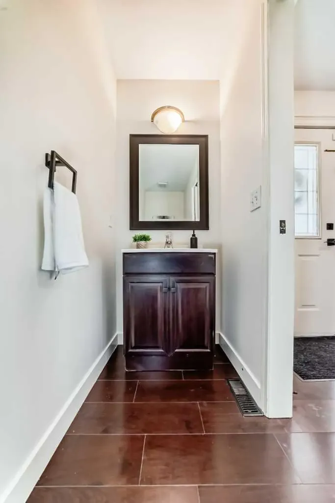 262 Coventry Court NE Calgary AB T3K 5E8