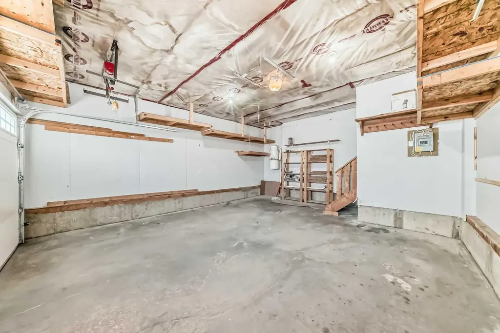 262 Coventry Court NE Calgary AB T3K 5E8
