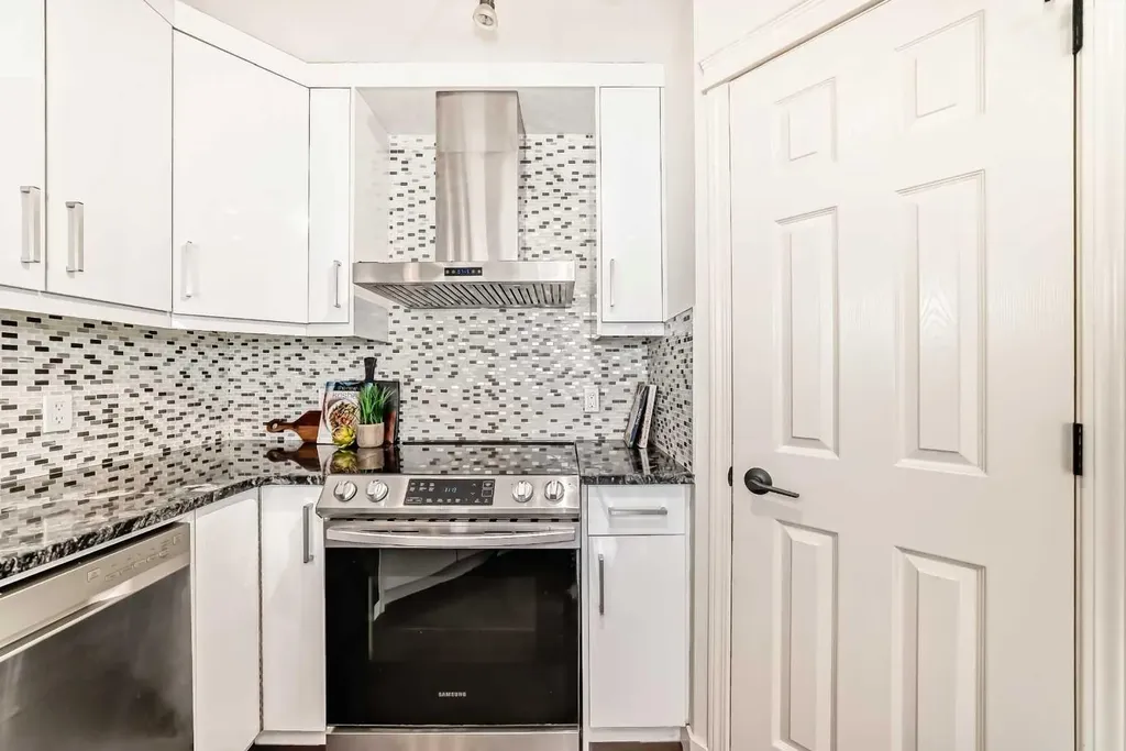 262 Coventry Court NE Calgary AB T3K 5E8
