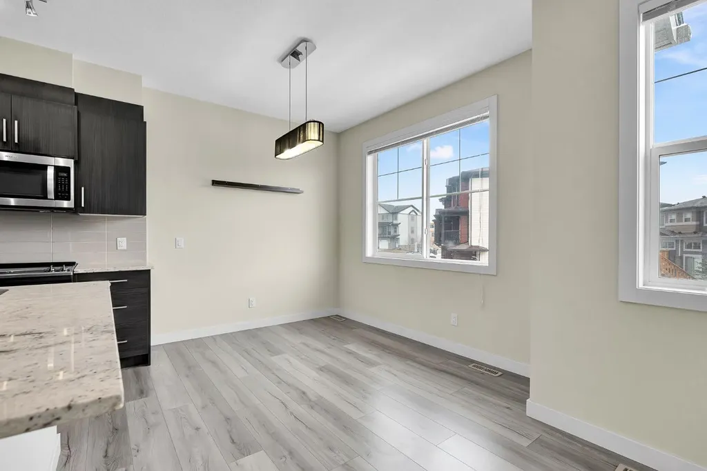 249 Sage Hill Grove NW Calgary AB T3R0Z8