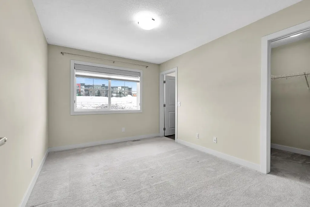 249 Sage Hill Grove NW Calgary AB T3R0Z8