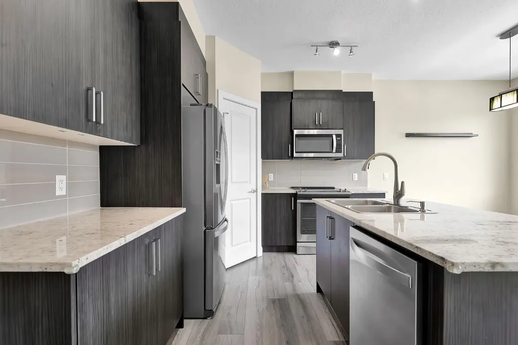249 Sage Hill Grove NW Calgary AB T3R0Z8