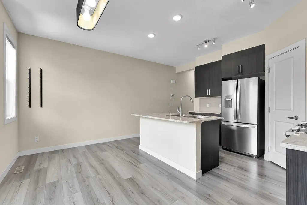 249 Sage Hill Grove NW Calgary AB T3R0Z8