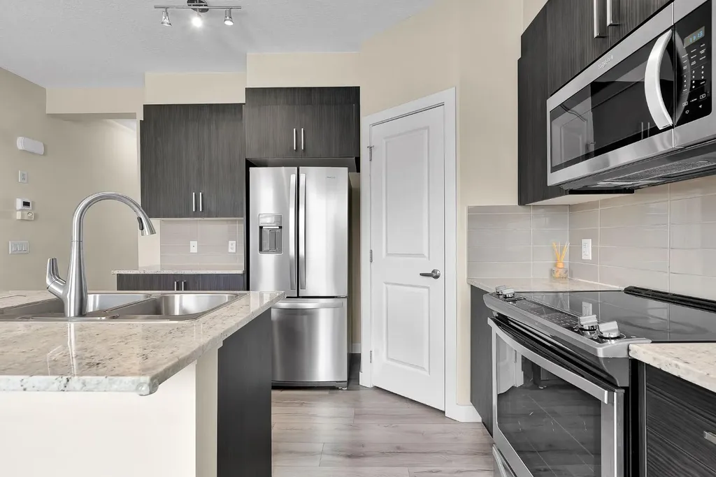 249 Sage Hill Grove NW Calgary AB T3R0Z8
