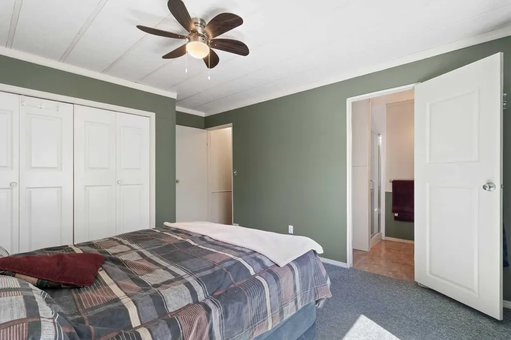 5344 76 Street Red Deer AB T4P 2A6