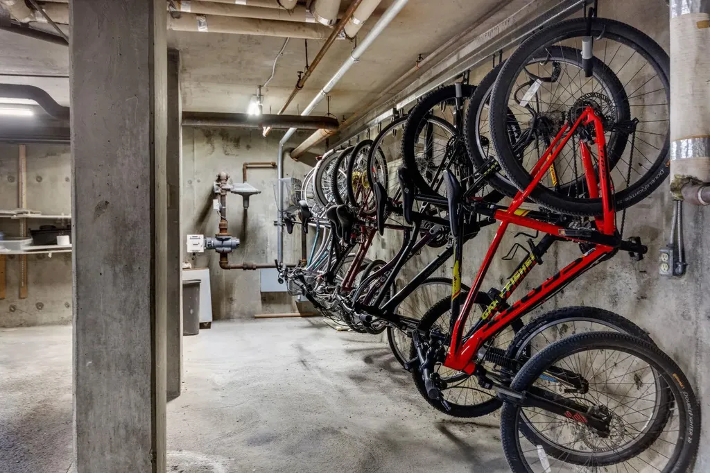 215 14 Avenue SW Calgary AB T2R 0M2