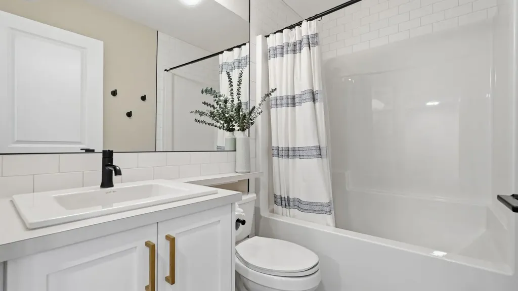 77 Wolf Gate Okotoks AB T1S 5T9