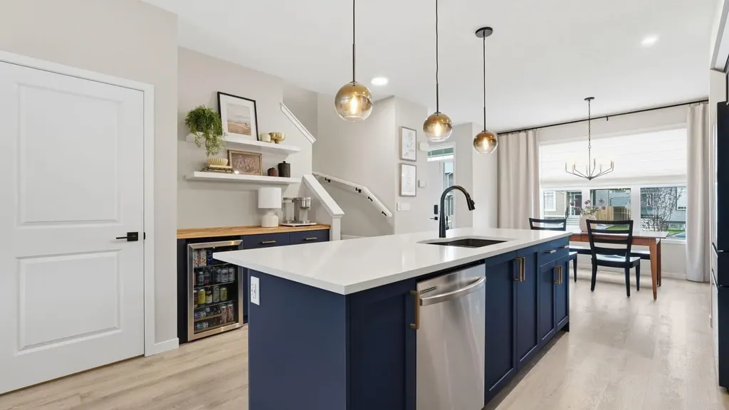 77 Wolf Gate Okotoks AB T1S 5T9